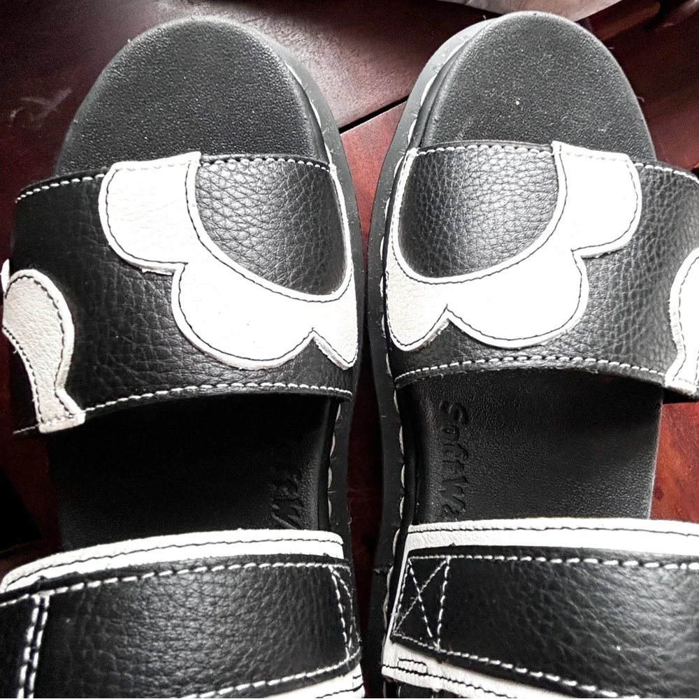 Dr. Martens Voss Mono Floral Sandals Women’s 8 NWOB - Picture 8 of 13